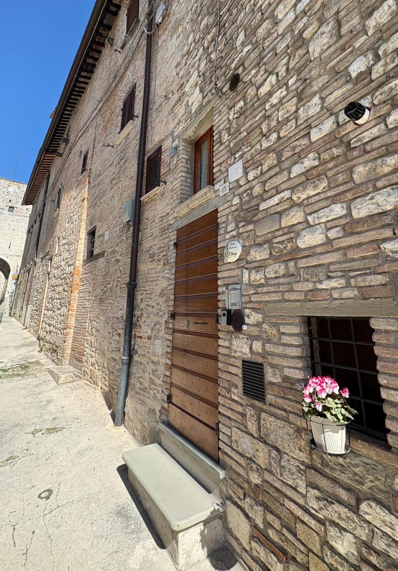 Casa Vacanze Il Borgo Gubbio Zewnętrze zdjęcie